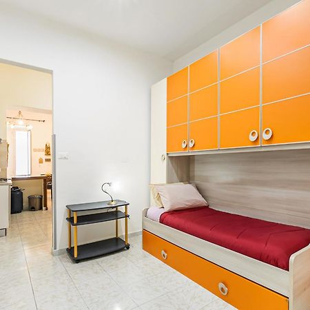 Corso Dei Mille Railway Apartment 팔레르모 외부 사진