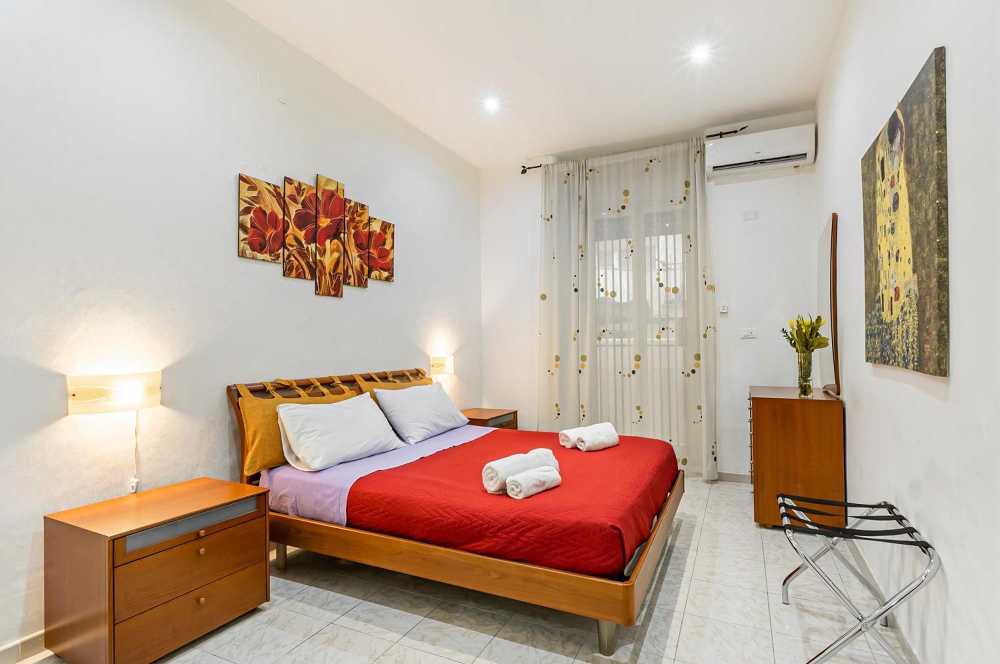 Corso Dei Mille Railway Apartment 팔레르모 외부 사진